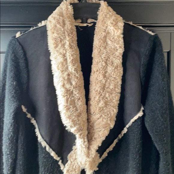 Flyaway! - Picture 2 of 2